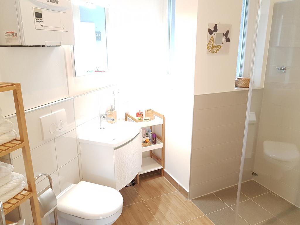 Apartment Sunny ซาเกร็บ ภายนอก รูปภาพ