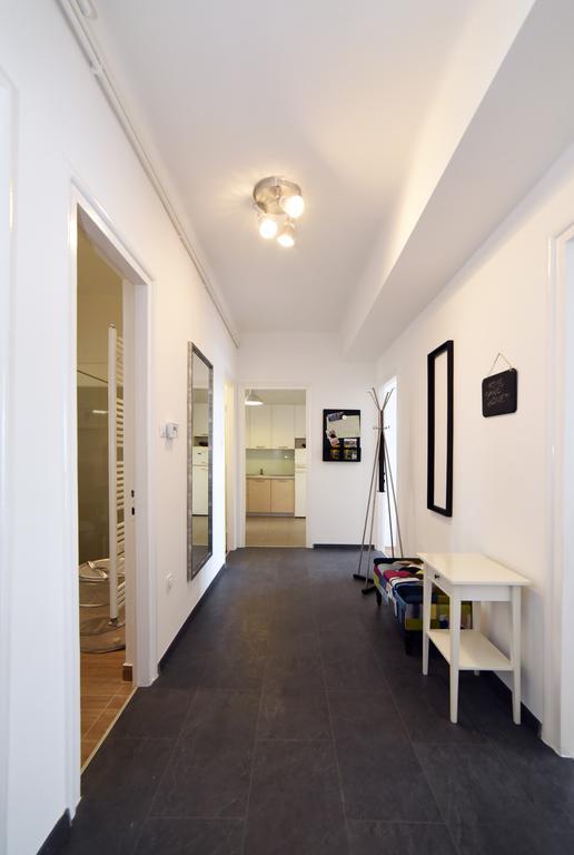 Apartment Sunny ซาเกร็บ ภายนอก รูปภาพ